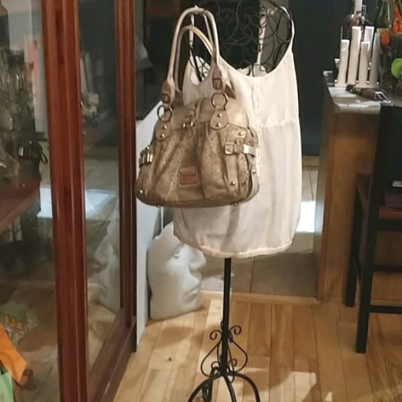 Guess Large Shoulder Bag - Picture 3 of 13